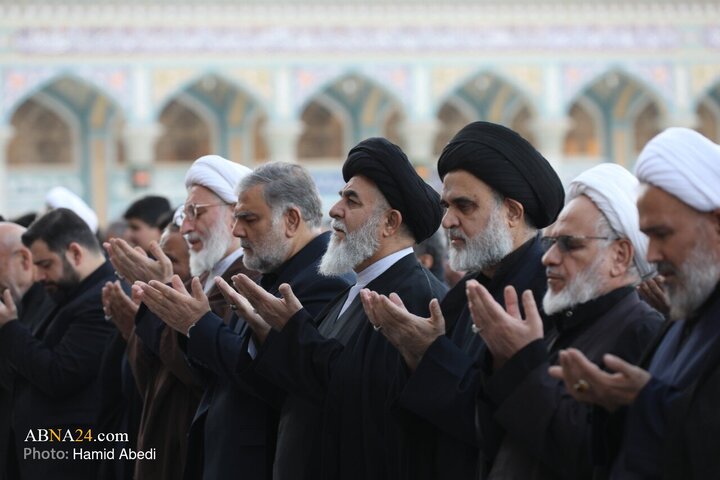 Photos: Praying for rain in Jamkaran Mosque