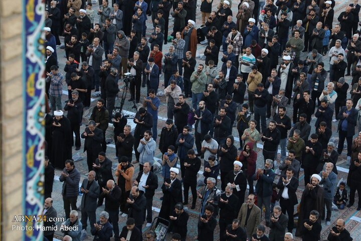 Photos: Praying for rain in Jamkaran Mosque