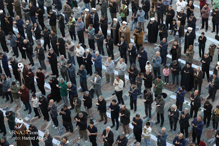 Photos: Praying for rain in Jamkaran Mosque