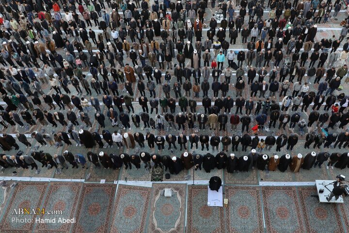 Photos: Praying for rain in Jamkaran Mosque
