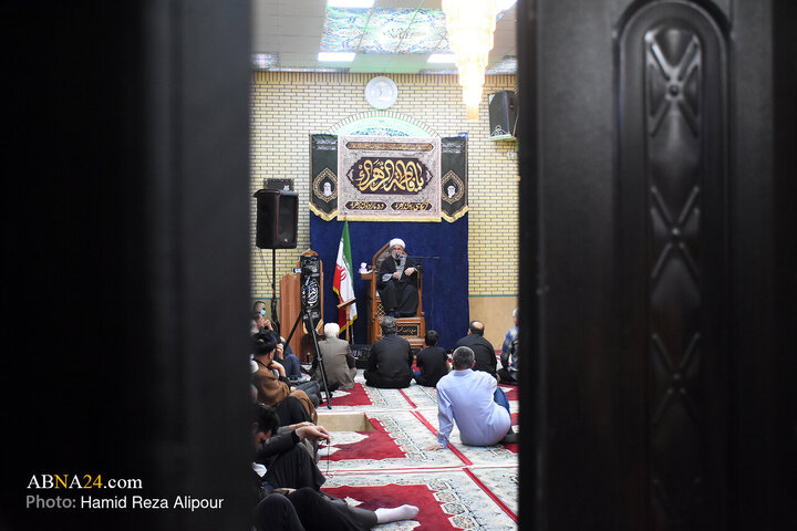 گزارش تصویری | مراسم عزاداری ایام فاطمیه با سخنرانی آیت‌الله رمضانی در رشت