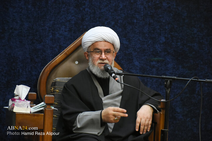 مراسم عزاداری فاطمیه دوم با سخنرانی آیت‌الله رمضانی در رشت