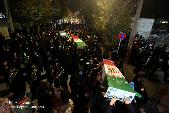 مراسم بدرقه کاروان شهدای دفاع مقدس با عنوان «اهالی بهشت» شامگاه یکشنبه ۲۵ آبان ۱۴۰۴ در گلستان شهدای اصفهان آغاز شده و پیکرهای مطهر این شهدا در شهرستان‌های مختلف اصفهان تشییع خواهد شد