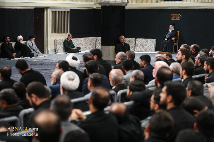 دومین شب مراسم عزاداری شهادت حضرت فاطمه(س) با حضور رهبر انقلاب