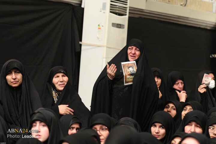 دومین شب مراسم عزاداری شهادت حضرت فاطمه زهرا(س) با حضور رهبر انقلاب