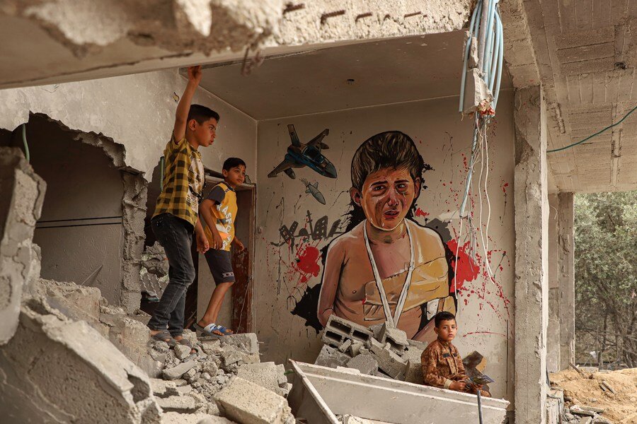 Gaza children mark World Children’s Day with art exhibit on rubble of destroyed homes