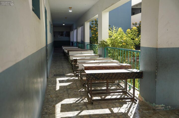 تقرير مصور/ مشاهد عن فعاليات حملة "عليٌّ أبونا" لصيانة وتجهيز المقاعد الدراسية في أرياف النجف الأشرف