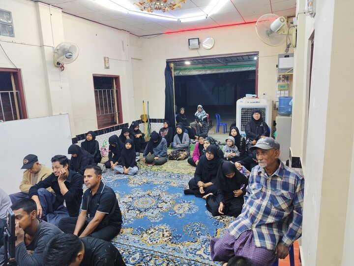 ပြည် ရှီအဟ် အေမာမ်ဘာရာ တွင် သခင်မကြီး ဖွာတွေမဟ် ဇဲဟ်ရာ (စ.အ) ၏ ရှဟာဒသ် မဂျ်လစ် ပြုလုပ်။ ။ Photos