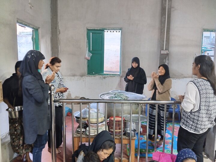 တောင်ကြီး ရှီအဟ် အေမာမ်ဘာရာ တွင် သခင်မကြီး ဖွာတွေမဟ် ဇဲဟ်ရာ (စ.အ) ၏ ရှဟာဒသ် မဂျ်လစ် ပြုလုပ်  ။ ။ Photos