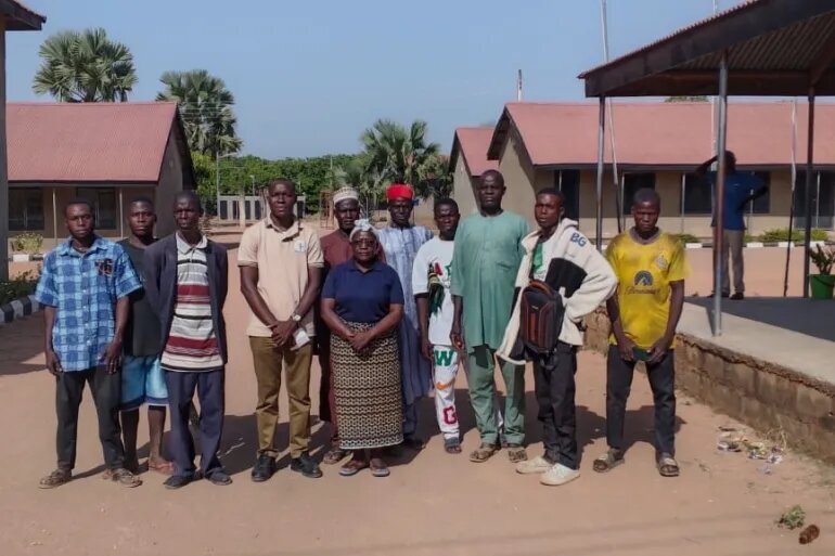 Hombres armados secuestran a 227 estudiantes y profesores de una escuela católica en Nigeria