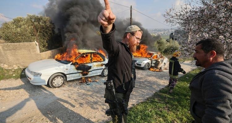 পশ্চিম তীর থেকে ফিলিস্তিনিদের বিতাড়িত করার জন্য দখলদারদের পরিকল্পনার অংশ হল বসতি স্থাপনকারীদের আগ্রাসন।