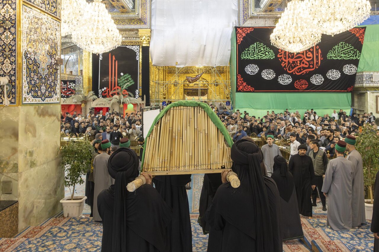 Mourning Processions Arrive in Karbala for Lady Fatima Martyrdom Anniversary (+Photos)