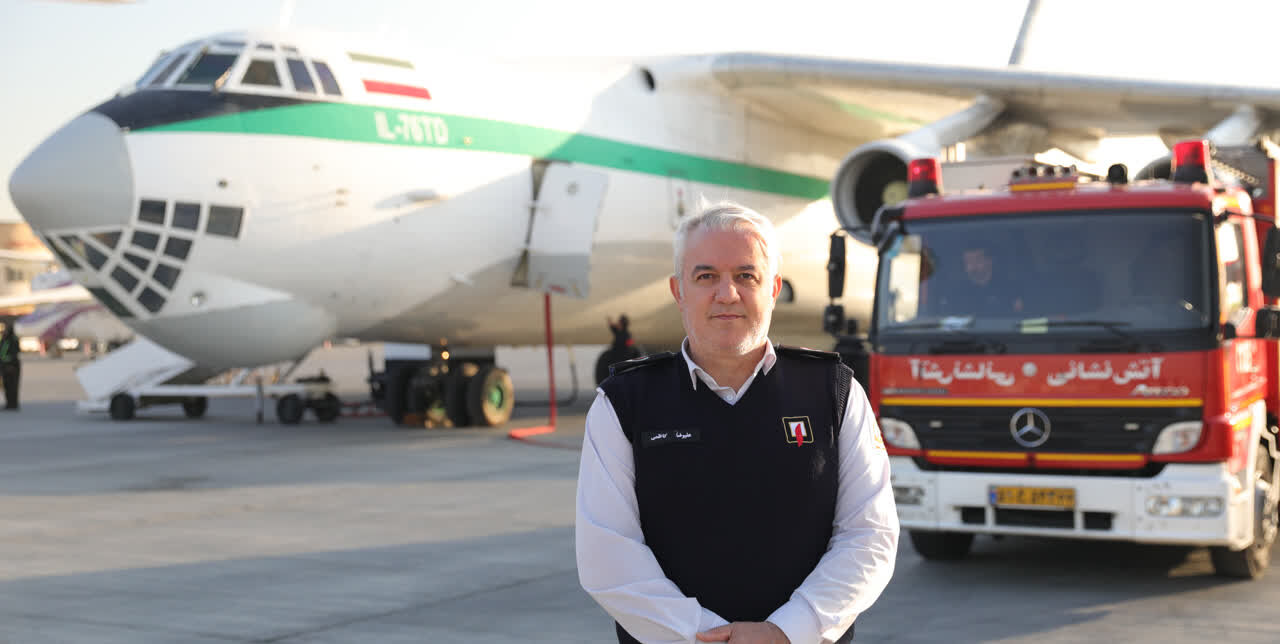 تکذیب ورود هواپیماهای خارجی به عملیات اطفای حریق هیرکانی/ توضیحات مسئول عملیات غرب تهران درباره پشتیبانی آبرسانی به هواپیماهای سپاه