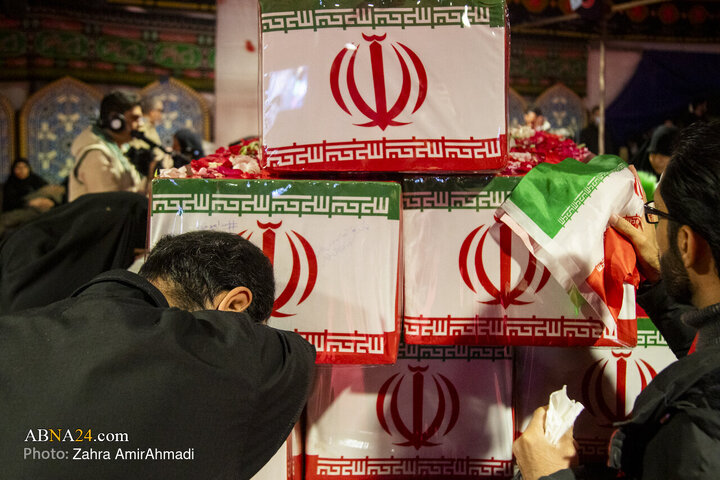 آیین وداع با پیکر‌های مطهر ۱۰۰ شهید گمنام در موزه ملی انقلاب اسلامی و دفاع مقدس