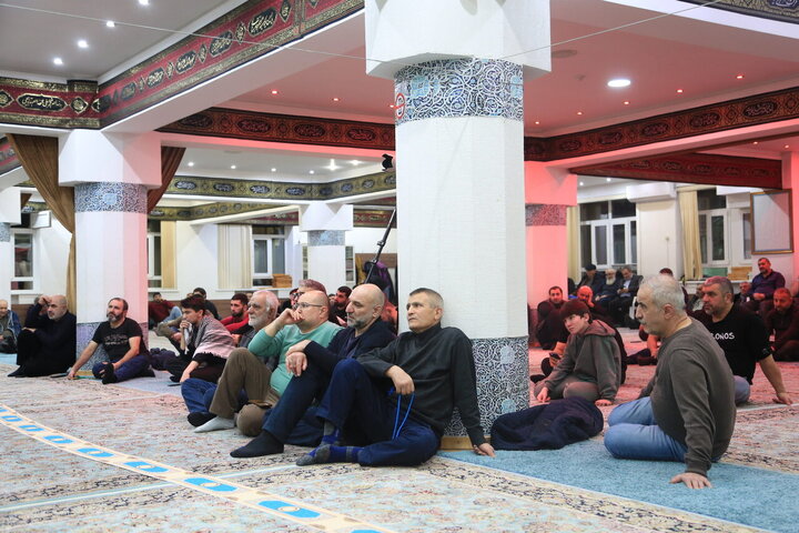 تقرير مصور/ إقامة مجلس عزاء استشهاد السيدة "فاطمة الزهراء" (ع) في العاصمة الروسية