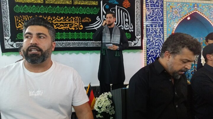 تقرير مصور/ إقامة مجلس عزاء استشهاد السيدة "فاطمة الزهراء" (ع) بمدينة فرانكفوت الألمانية