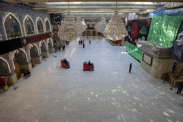 تقرير مصور/  فرش صحن مرقد أبي الفضل العباس (عليه السلام) بالسجاد الجديد