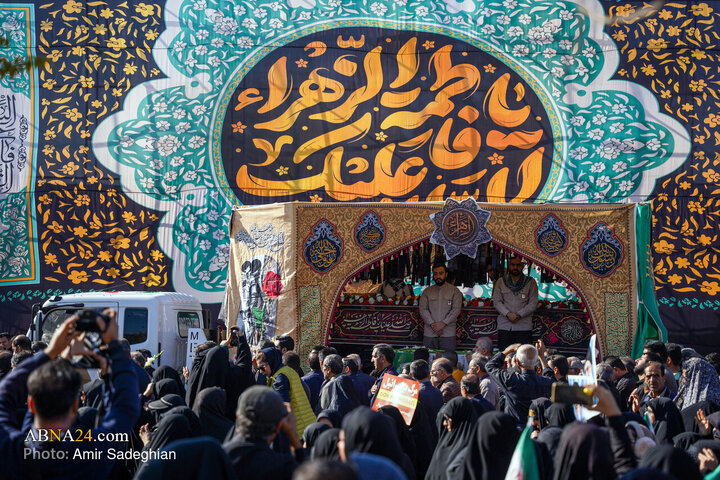 تشییع پیکر ۱۲ شهید گمنام همزمان با شهادت حضرت فاطمه زهرا (س) در شیراز