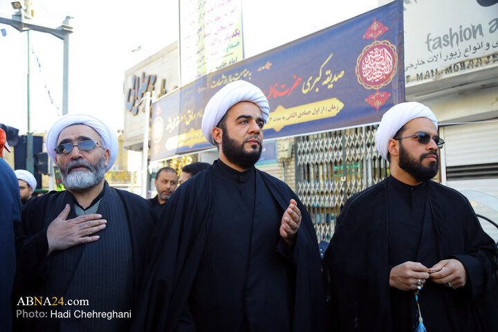 دسته عزای شهادت حضرت فاطمه زهرا(س) با حضور آیت‌الله وحیدخراسانی