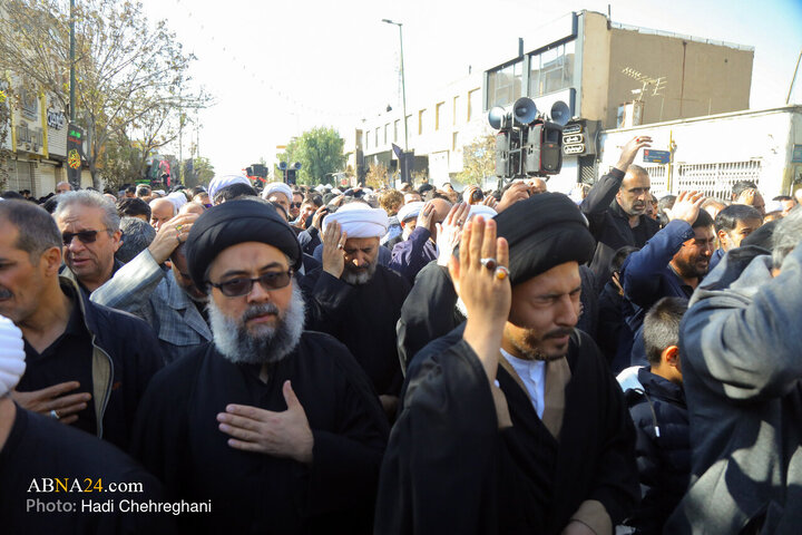 دسته عزای شهادت حضرت فاطمه زهرا(س) با حضور آیت‌الله وحیدخراسانی