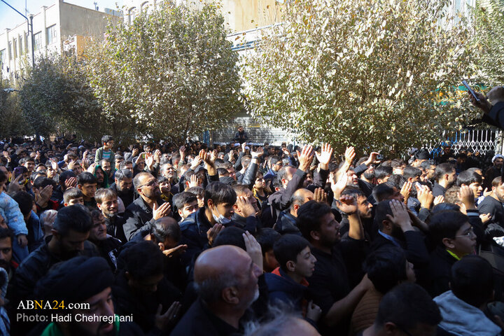 دسته عزای شهادت حضرت فاطمه زهرا(س) با حضور آیت‌الله وحیدخراسانی