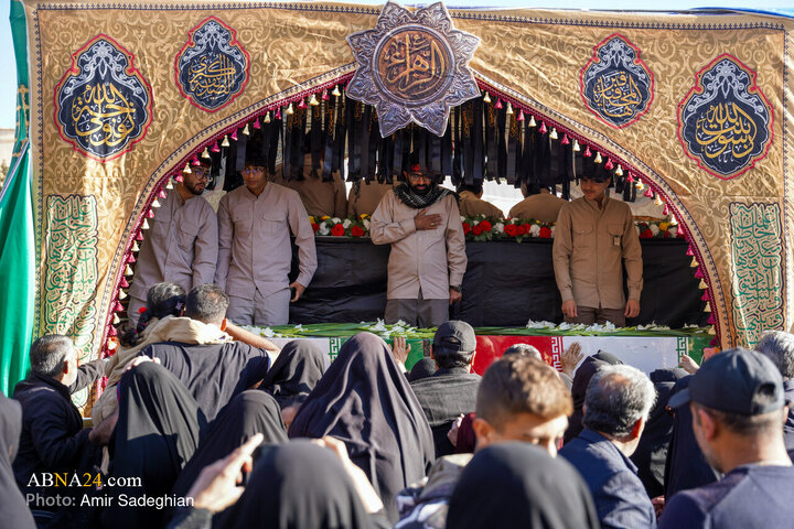 Rapora Wêneyan | Cenazeyê 12 şehîdên nenas bi mebesta roja şehîdbûna Hezreta Fatimeya Zehra (S.X) re li Şîrazê hevdem e hata  pek anîn.