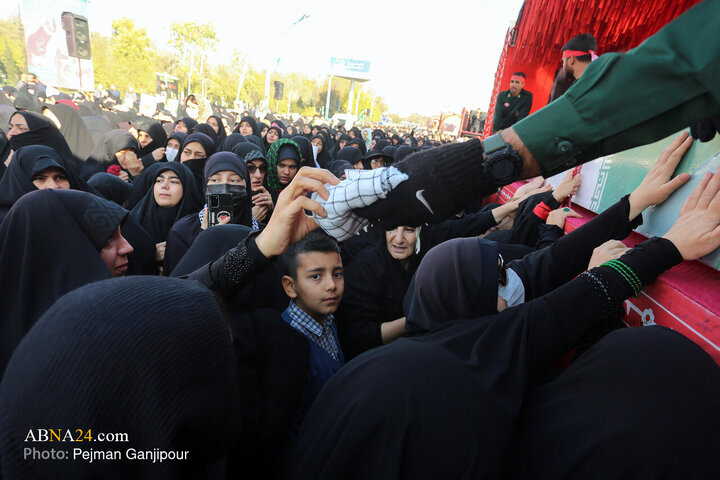 Rapora Wêneyan| Merasîma cenazeyê şehîdên nenas bi mebesta roja merasîma şehîdbûna Hezreta Fatimeya Zehra (S.X) li Îsfehanê re hevdem e hat pak anîn.