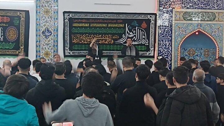 Informe fotográfico | Martirio de la Excelencia Fátima al-Zahra (la paz sea con ella) en el centro del Imam Sajjad en Frankfurt, Alemania