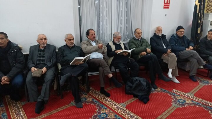 Informe fotográfico | Martirio de la Excelencia Fátima al-Zahra (la paz sea con ella) en el centro del Imam Sajjad en Frankfurt, Alemania