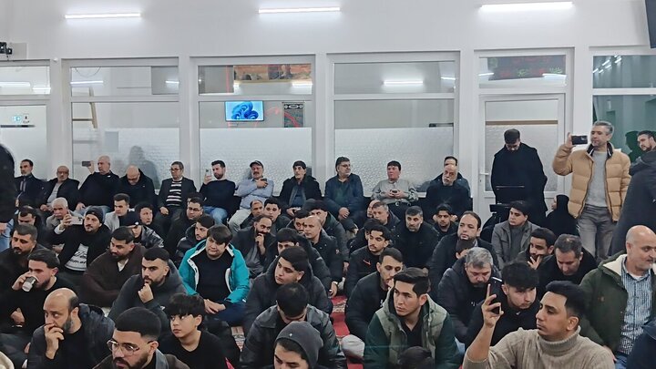 Informe fotográfico | Martirio de la Excelencia Fátima al-Zahra (la paz sea con ella) en el centro del Imam Sajjad en Frankfurt, Alemania