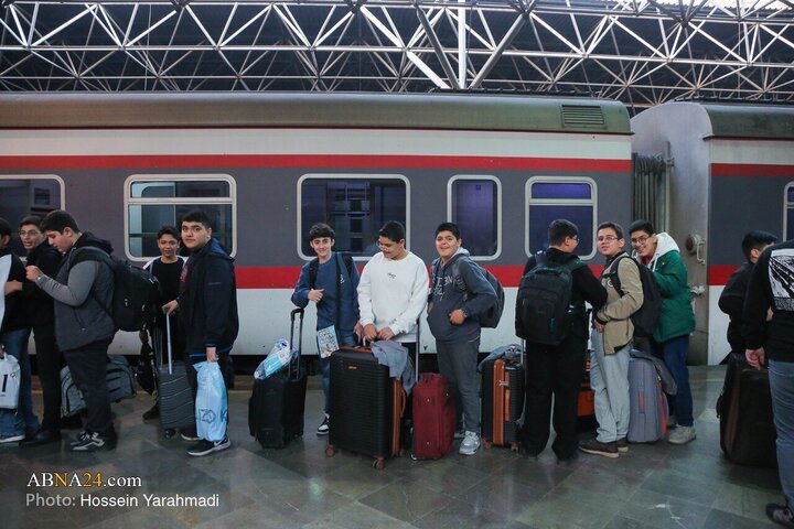 Photos: Mourning ceremony of Hazrat Zahra held at “Iran” Train