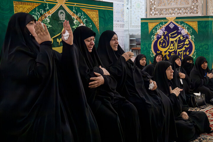 تقرير مصور/ أسمية شعرية فاطمية في حرم الإمام الرضا (ع) للسيدات الناطقات بالعربية