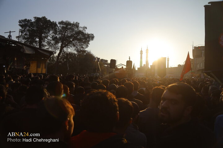 Photos: Hazrat Zahra mourning ceremony held at Fatima Masoumah holy shrine