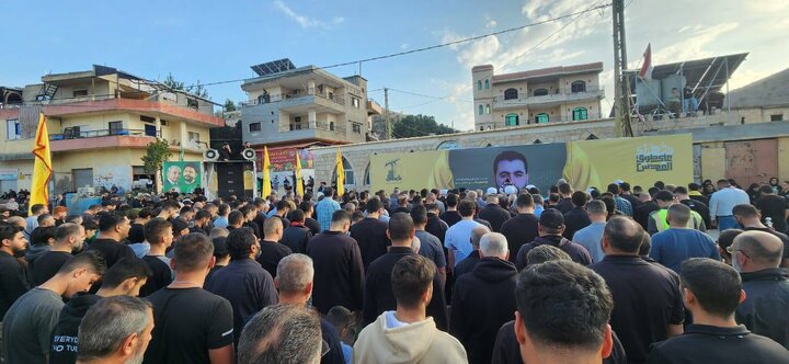 جماهير المقاومة يشيّعون الشهيد المجاهد إبراهيم علي حسين في عيترون جنوب لبنان
