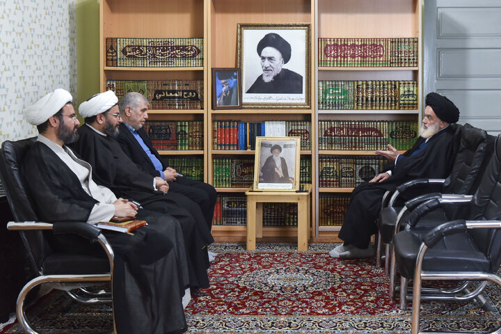 Photos: Organizers of Ayatollah Milani Commemoration Congress meet Ayatollah Hosseini Amoli