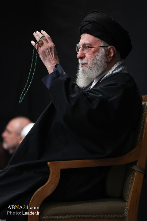 Informe fotográfico |Cuarta noche de luto por el martirio de Fátima al-Zahra (P) con el Líder Supremo, Ayatolá Jamenei