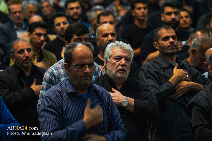 Informe fotográfico |Ceremonia de la procesión de laleh en el Santuario de Shah Cheragh en la víspera del martirio de la Excelencia Fátima al-Zahra (la paz sea con ella)