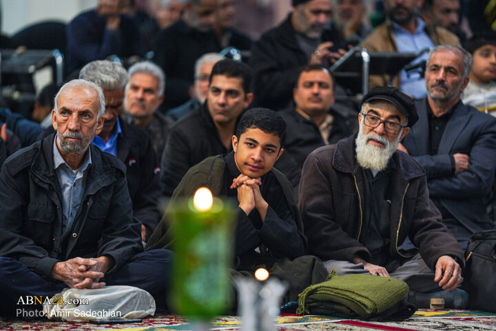 Informe fotográfico |Ceremonia de la procesión de laleh en el Santuario de Shah Cheragh en la víspera del martirio de la Excelencia Fátima al-Zahra (la paz sea con ella)
