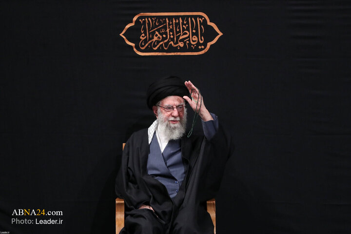 Foto / İnkılab Rehberinin Eşliğinde Hz Zehra'nın (s.a) Şehadetinin Dördüncü Gününü Anma Merasiminden Kareler