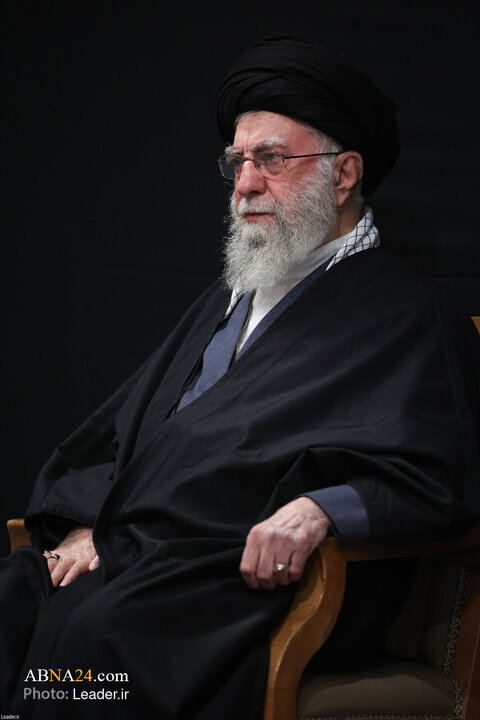 Foto / İnkılab Rehberinin Eşliğinde Hz Zehra'nın (s.a) Şehadetinin Dördüncü Gününü Anma Merasiminden Kareler