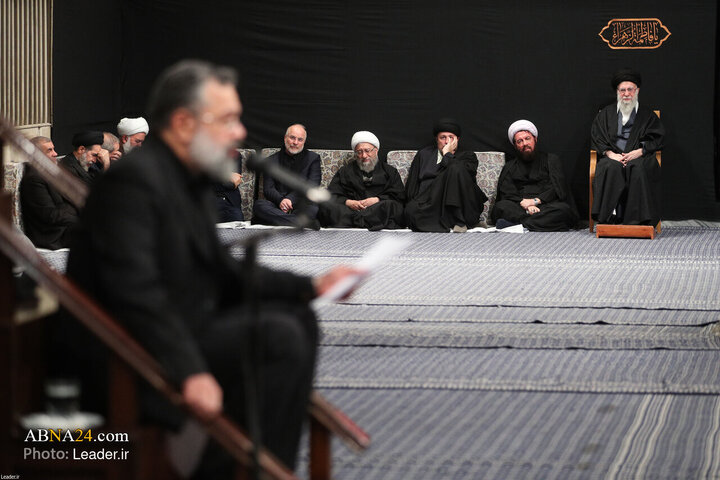 Foto / İnkılab Rehberinin Eşliğinde Hz Zehra'nın (s.a) Şehadetinin Dördüncü Gününü Anma Merasiminden Kareler