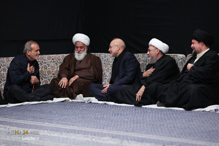 Foto / İnkılab Rehberinin Eşliğinde Hz Zehra'nın (s.a) Şehadetinin Dördüncü Gününü Anma Merasiminden Kareler