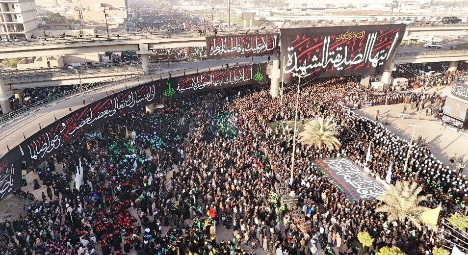 تشییع نمادین پیکر حضرت فاطمه(س) در نجف اشرف + عکس