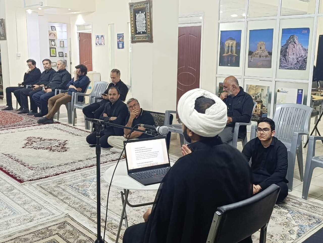 سوگنامه فاطمی در نایروبی؛ ایرانیان مقیم کنیا با یاد شهادت صدیقه کبری(س) گردهم آمدند + عکس