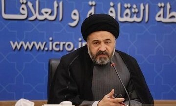 حجة الاسلام نيشابوري: يجب أن يكون القرآن الكريم محوراً نستند إليه في حل قضايا العالم الإسلامي وفق المنطق القرآني