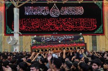 Фото Репортаж / Һз. Әмирәл-мөмининин (әлејһис-салам) һәрәминдә Ханым Фатимеји-Зәһранын (әлејһа салам) шәһадәт ҝүнләриндә 200-дән чох Мокәб гурулуб