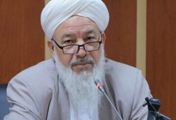 عالم سني يُبرز العقلانية في الخطاب الإسلامي التقريبي