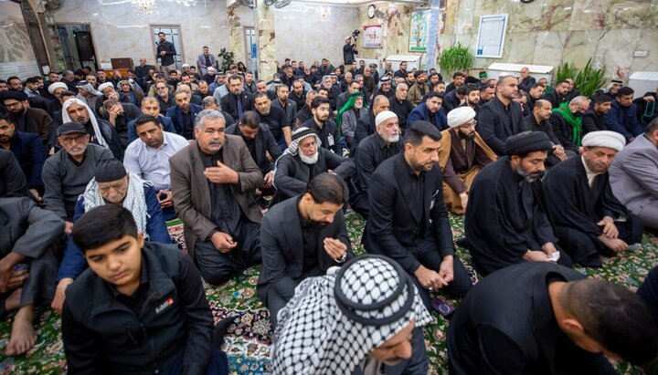 تقرير مصور/ العتبة الحسينية تقيم مجلس عزاءاستشهاد السيدة فاطمة الزهراء (ع) في الحرم الحسيني