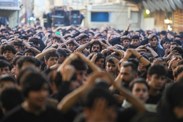 تقرير مصور/ مشاركة واسعة بإحياء ذكرى استشهاد السيدة فاطمة الزهراء (ع) في حرم أمير المؤمنين (ع)