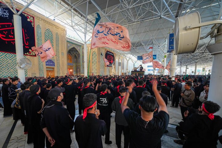 تقرير مصور/ مشاركة واسعة بإحياء ذكرى استشهاد السيدة فاطمة الزهراء (ع) في حرم أمير المؤمنين (ع)